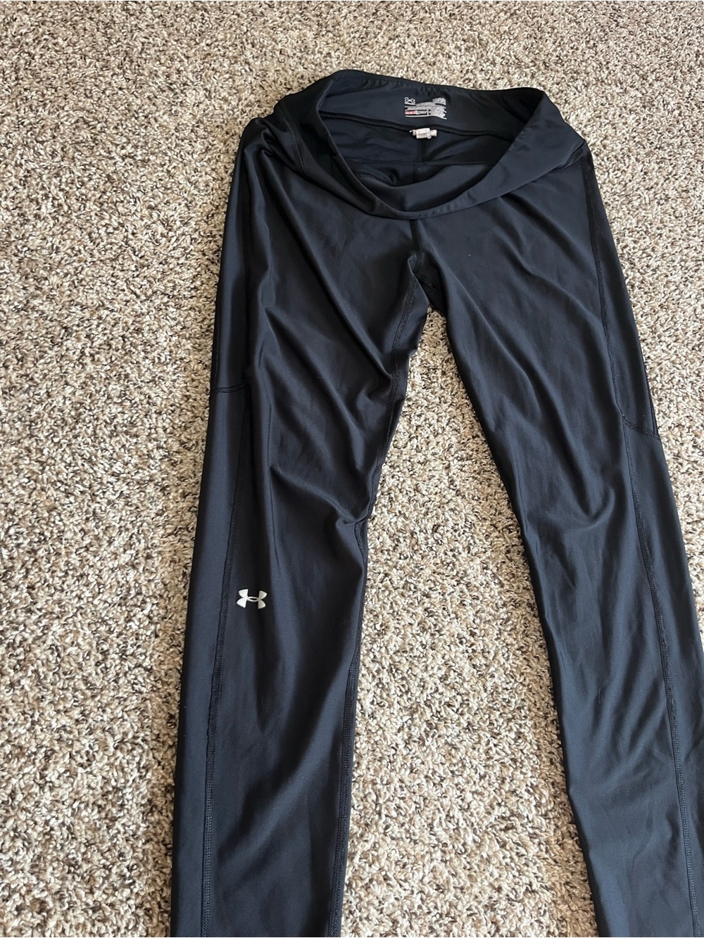 Under Armour Black Women’s Performance Leggings - Picture 4 of 4